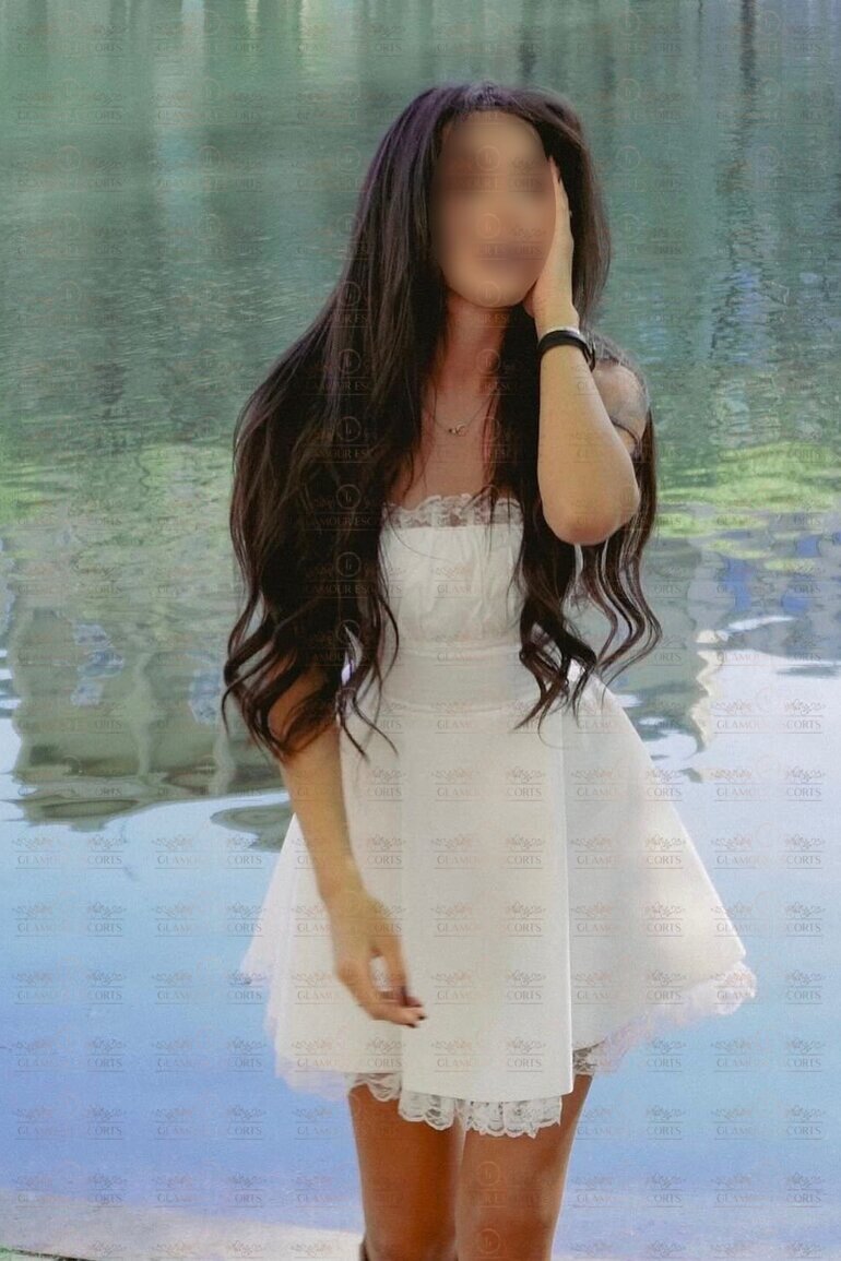 Darina-3-escort-in-athens-city-tour-in-athens-(15)