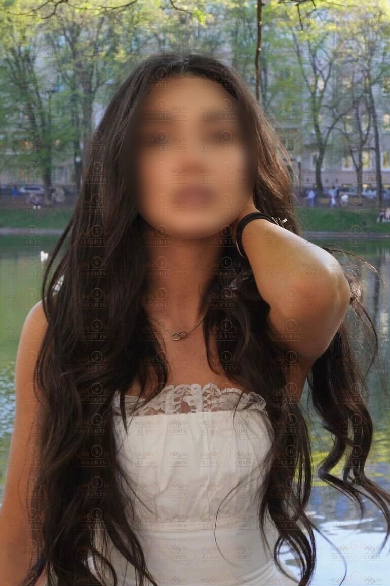 Darina-3-escort-in-athens-city-tour-in-athens-(18)